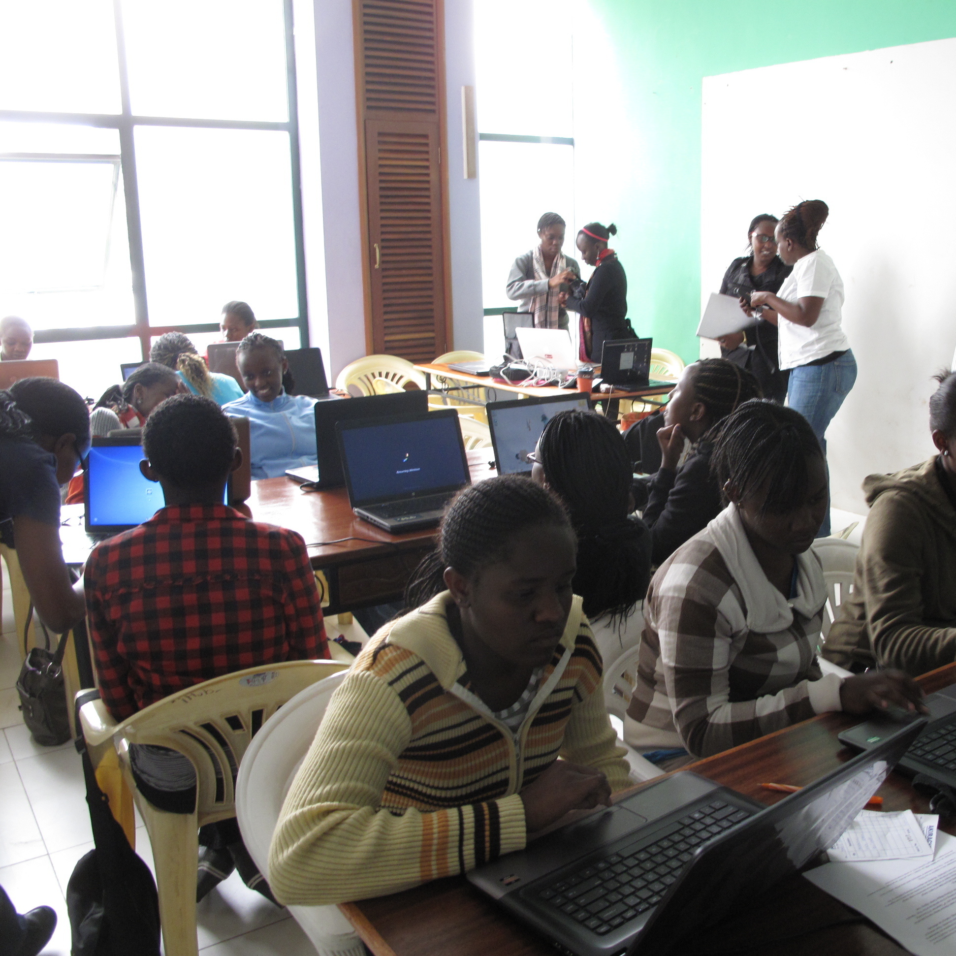 High school girls in Nairobi at a computer workshop organized by Akirachix.