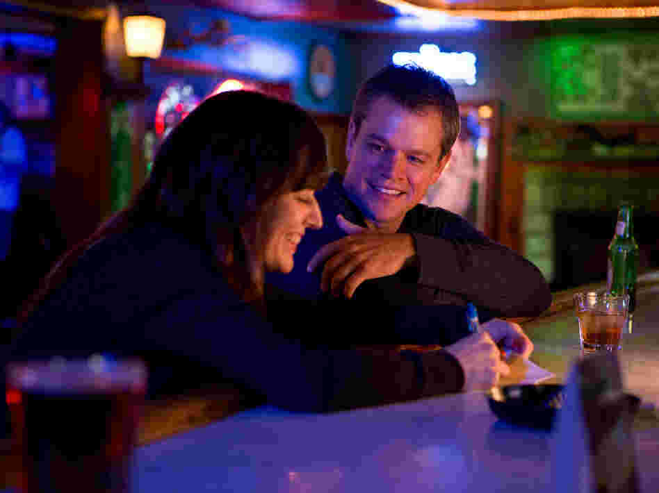 While in town, Steve meets Alice (Rosemarie DeWitt).