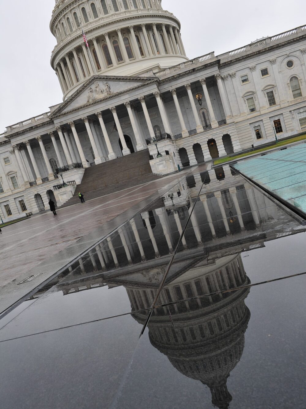 As the fiscal cliff deadline looms, Congress and the White House have still not reached a compromise. As the fiscal cliff deadline looms, Congress and the White House have still not reached a compromise.