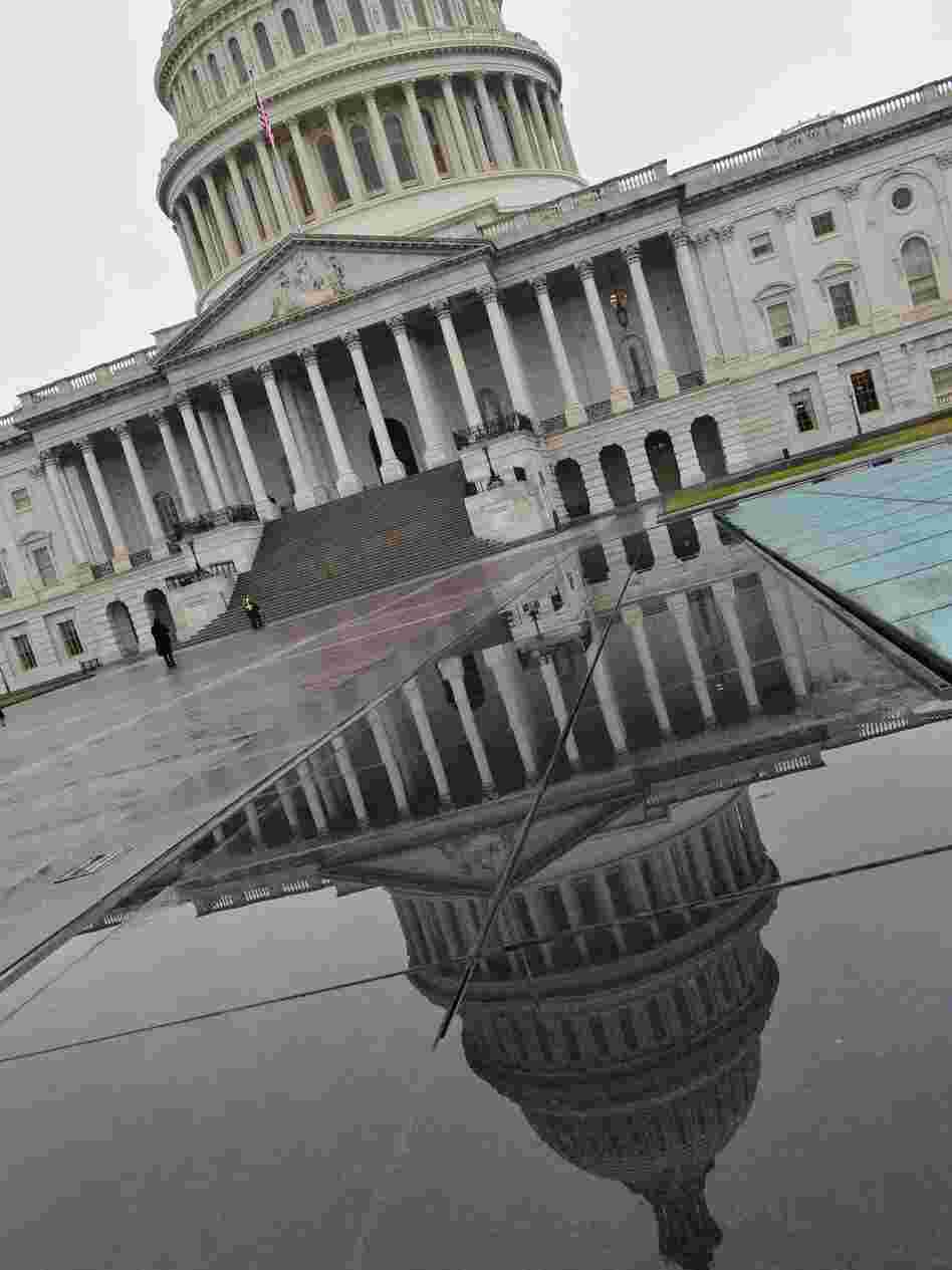 As the fiscal cliff deadline looms, Congress and the White House have still not reached a compromise. As the fiscal cliff deadline looms, Congress and the White House have still not reached a compromise.