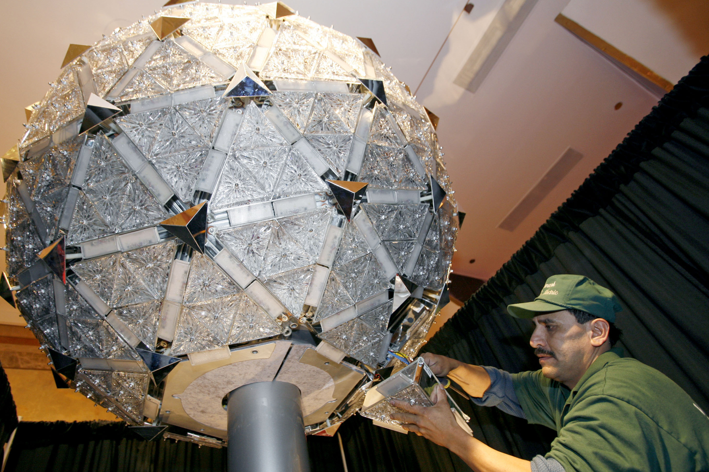 To celebrate the 100th anniversary of the Times Square ball drop, the ball was displayed at Macy's. This iteration was designed and crafted by Waterford Crystal artisans in Ireland.
