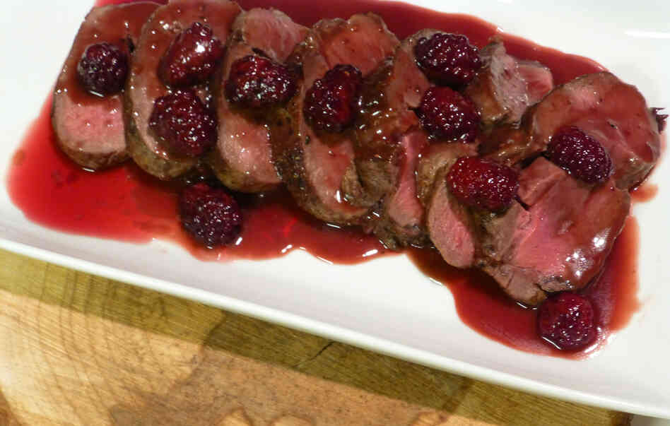 Roast Venison Loin With Blackberry Bordelaise
