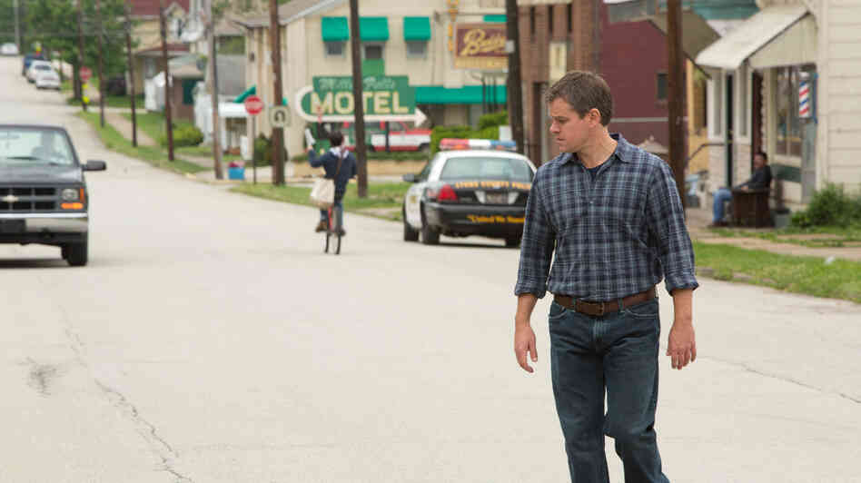 Matt Damon's character in the movie Promised Land comes to town to convince a landowner to allow a gas company to drill on his property.