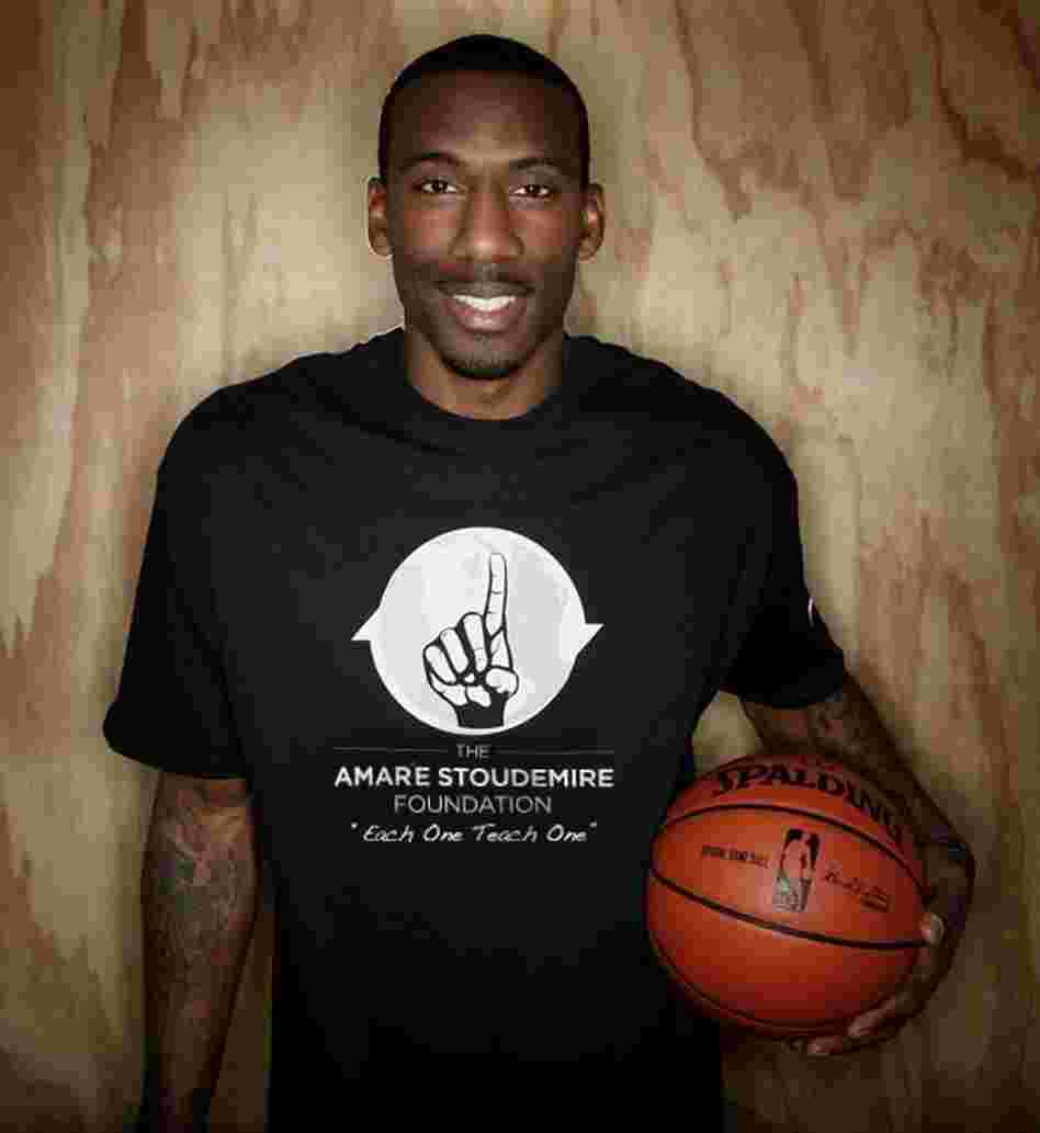 In addition to being the captain of the New York Knicks, a six-time NBA all-star, and a father of three, Amar'e Stoudemire is also an author. STAT #3: Slam Dunk is the latest in his series for middle-school-aged readers.