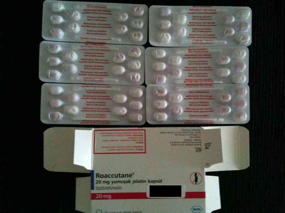 Acne medicine, in Turkish. Acne medicine, in Turkish.