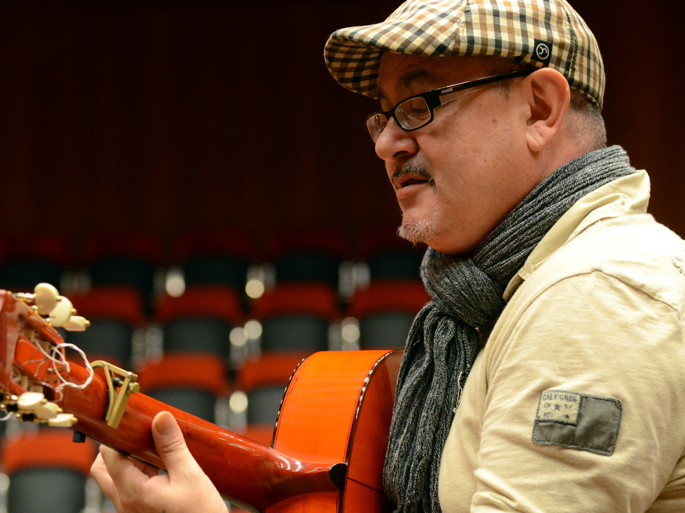 Barcelona-born guitarist José Luis Montón draws from classical influences, including Baroque music, in his flamenco compositions.