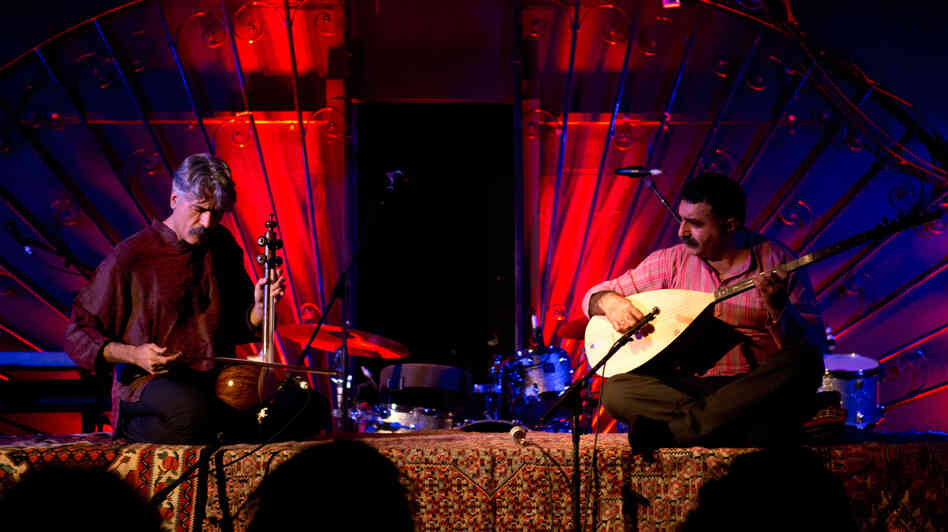 Kayhan Kalhaor and Erdal Erzincan perform live for globalFEST 2013. Kayhan Kalhaor and Erdal Erzincan perform live for globalFEST 2013.