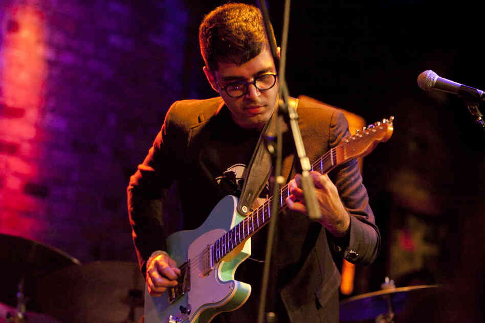 Guitarist Rafiq Bhatia led a proggy, dense quartet.