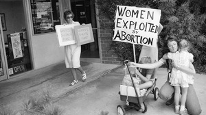 As time progressed, it became common to see anti-abortion protesters in front of abortion clinics, such as this scene in Torrance, Calif., on Aug. 27, 1985. Dr. Lynn Negus, of the University Of Southern California School Of Medicine, holds abortion-rights signs in counter to Debbie Thyfault and her children, who were part of an anti-abortion group.