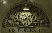 The terminal's track entrances are adorned with acorns and oak leaf clusters as a tribute to the Vanderbilt family.