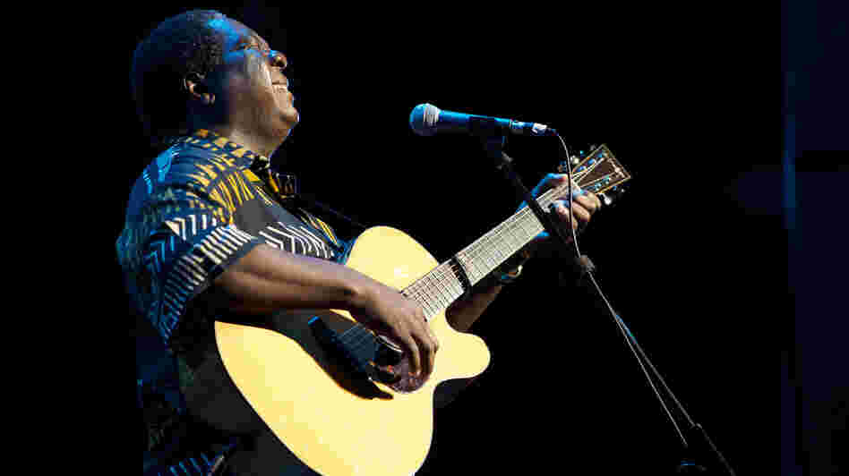 Vusi Mahlasela's new album, a live recording of his 20th-anniversary show in Johannesburg, is titled Sing to the People.