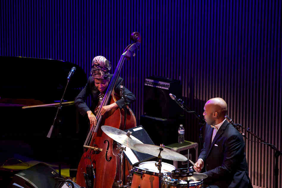 Accompanied by drummer Eric Harland, Esperanza Spalding essayed her take on "Look No Further."