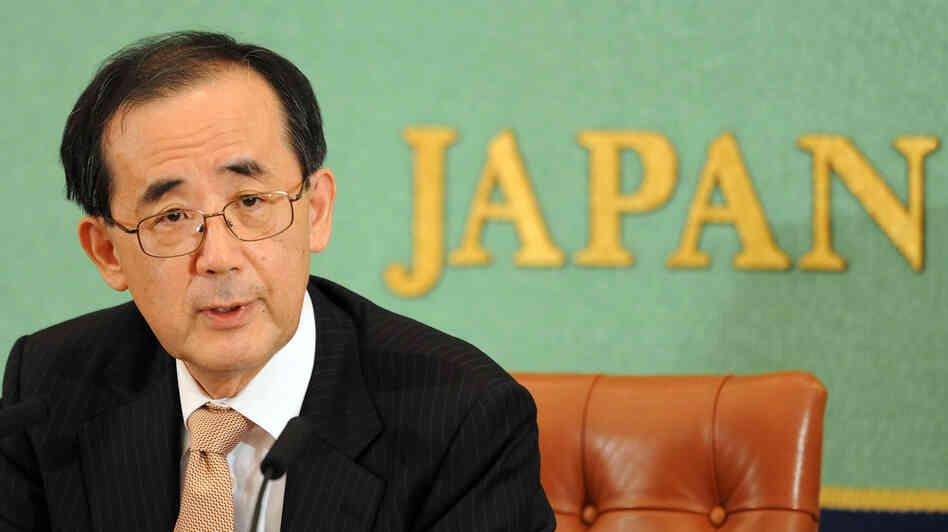 Masaaki Shirakawa, the governor of the Bank of Japan, speaks before the press in Tokyo on Friday. The central bank announced new measures to stimulate the economy Tuesday.