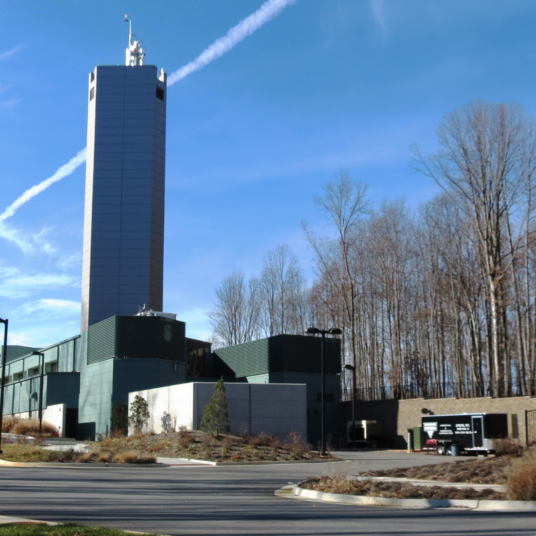 The outside of Babcock &amp; Wilcox's prototype nuclear reactor. Babcock &amp; Wilcox says its nuclear reactor facilities won't have the trademark cooling towers of traditional nuclear reactors.