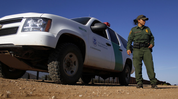 A U.S. Border Patrol Agent in September 2011, along the Mexico-Arizona border. (Reuters /Landov)