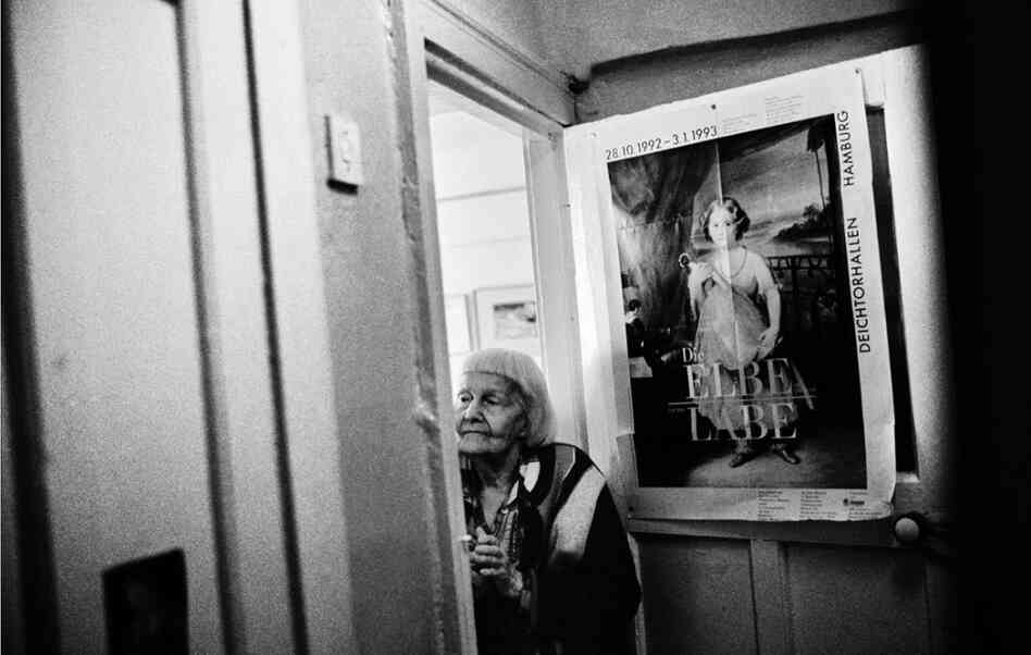 Galina Nikolaievna, from Germany, was a prisoner during the gulag system. She was condemned as a spy by Stalin. After the fall of the Soviet Union, she was required to stay north of the Arctic Circle where doctors were needed.