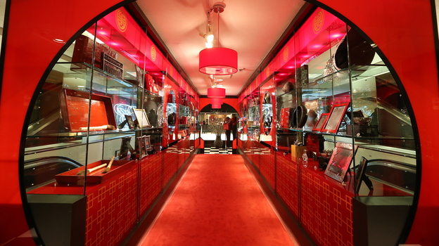 To mark the Lunar New Year, Bloomingdale's is catering to affluent Chinese tourists with an array of pop-up shops.