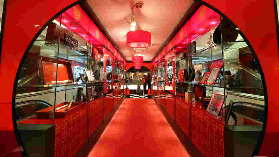 To mark the Lunar New Year, Bloomingdale's is catering to affluent Chinese tourists with an array of pop-up shops.