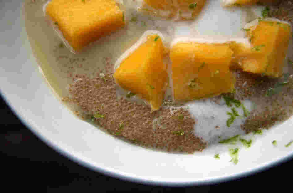 Tropical Amaranth Porridge With Coconut Milk, Mango And Ginger