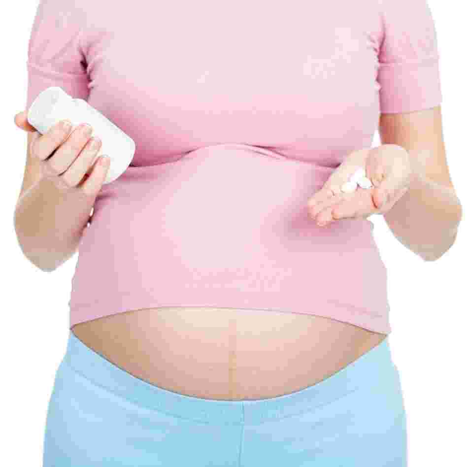 Despite public health campaigns urging women in the U.S. to take folic acid, many are still not taking the supplements when they become pregnant.