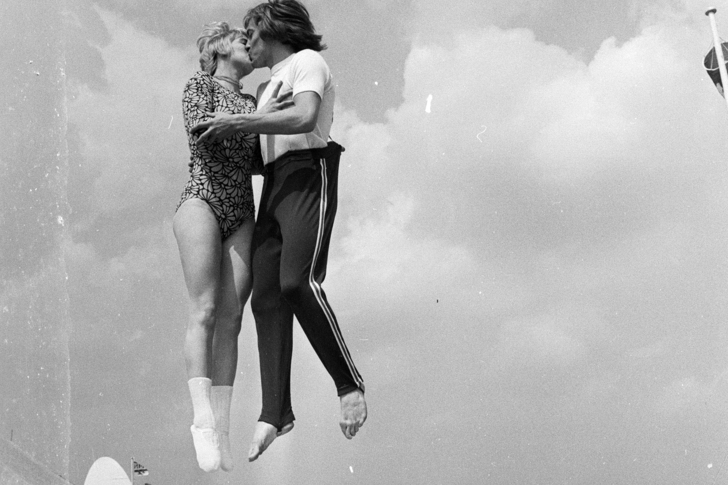 World-trampolining-champion kiss