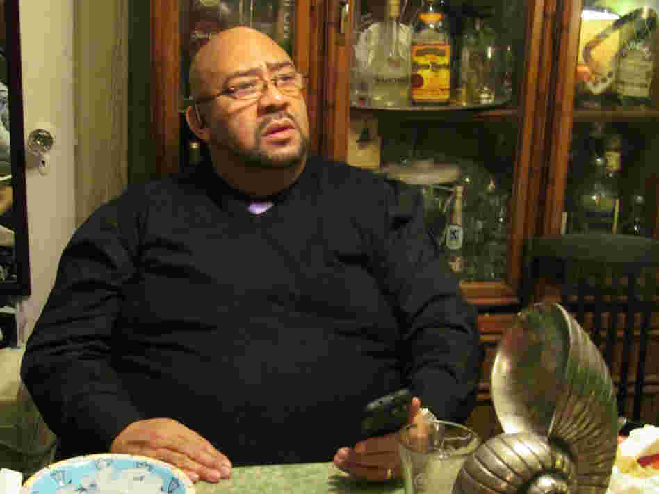 Now 59, George Prendes works as a telemarketer in New York and struggles to make the rent on his small Bronx apartment.
