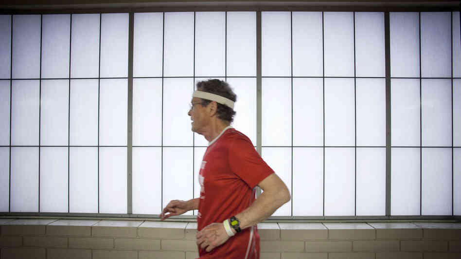 Don Wright runs at an indoor track at the Maplewood Community Center in North Saint Paul, Minn. Don Wright runs at an indoor track at the Maplewood Community Center in North Saint Paul, Minn.