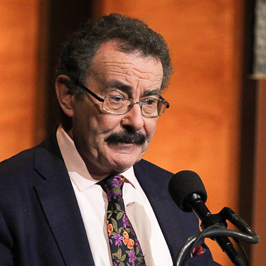Robert Winston argues in favor of banning genetic engineering of babies.