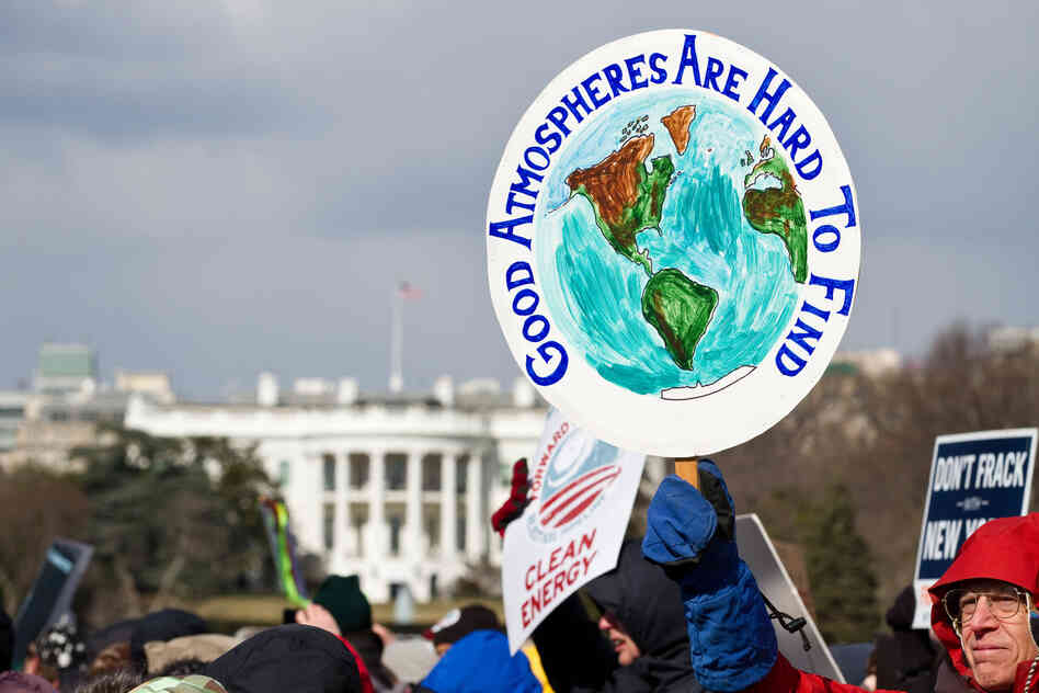 The march started on Constituion Ave, south of the White House, and circled around the north side before returning to the starting point, with a crowd filled the streets and stretched over a mile long.