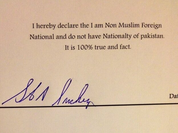 Signing this pledge allows a foreigner to drink alcohol in Pakistan.