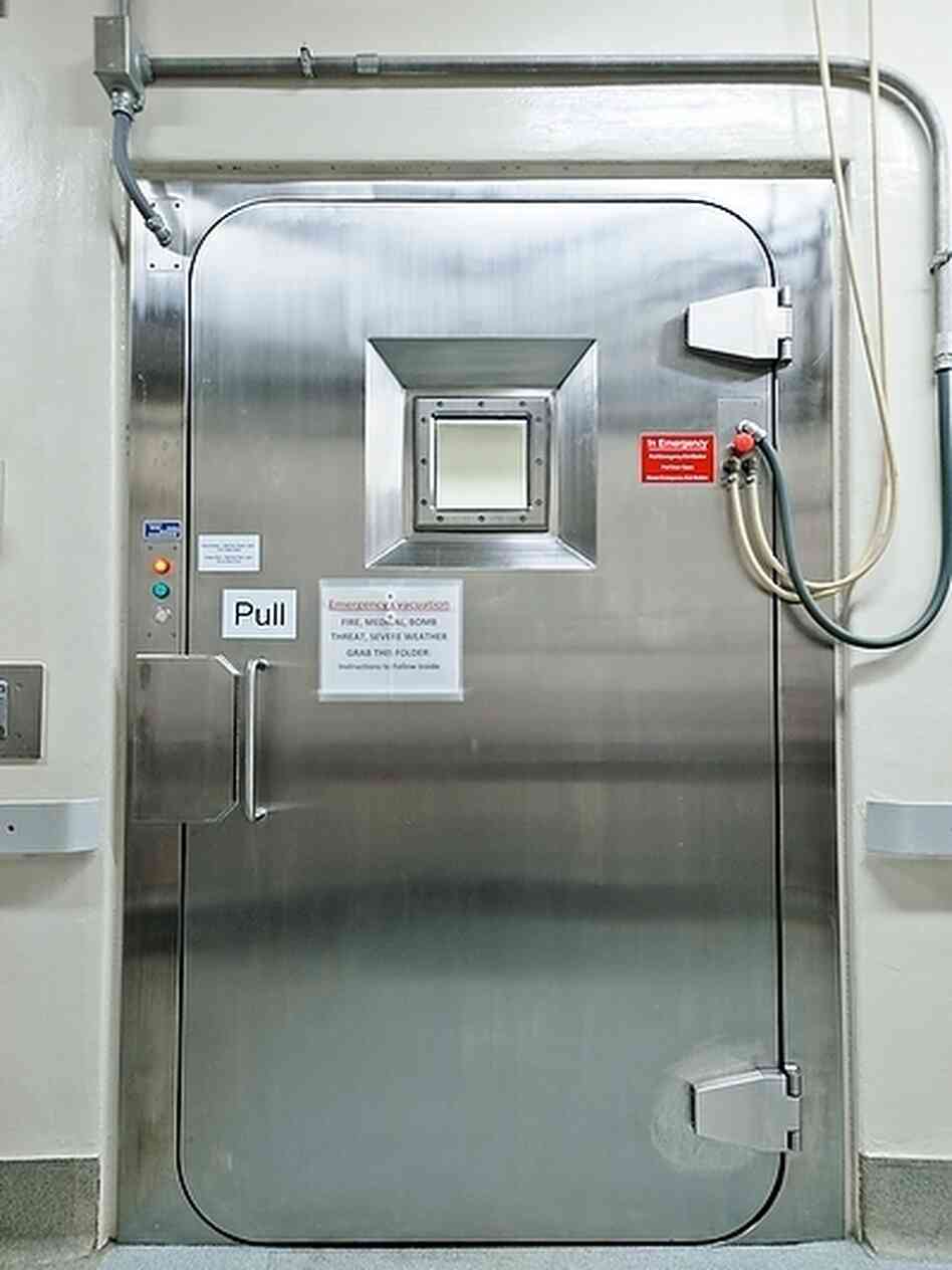 Research on the H5N1 virus is conducted in high-containment laboratories with airlock systems that make sure nothing can escape.
