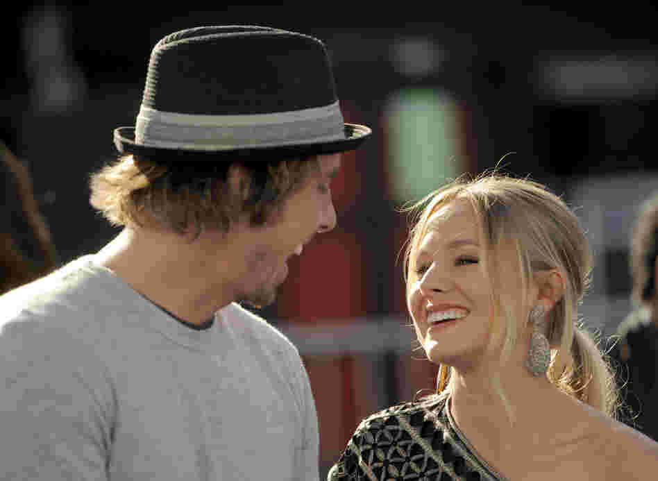 Dax Shepard and Kristen Bell arrive at the Do Something Awards in Los Angeles on Aug. 14, 2011. Dax Shepard and Kristen Bell arrive at the Do Something Awards in Los Angeles on Aug. 14, 2011.