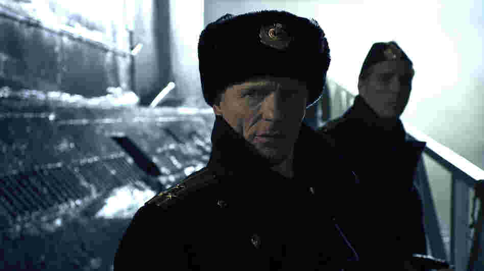 Grizzled Soviet submarine captain Demi (Ed Harris) fights crew subversion and personal pain in a losing Cold War struggle against American opponents. Grizzled Soviet submarine captain Demi (Ed Harris) fights crew subversion and personal pain in a losing Cold War struggle against American opponents.