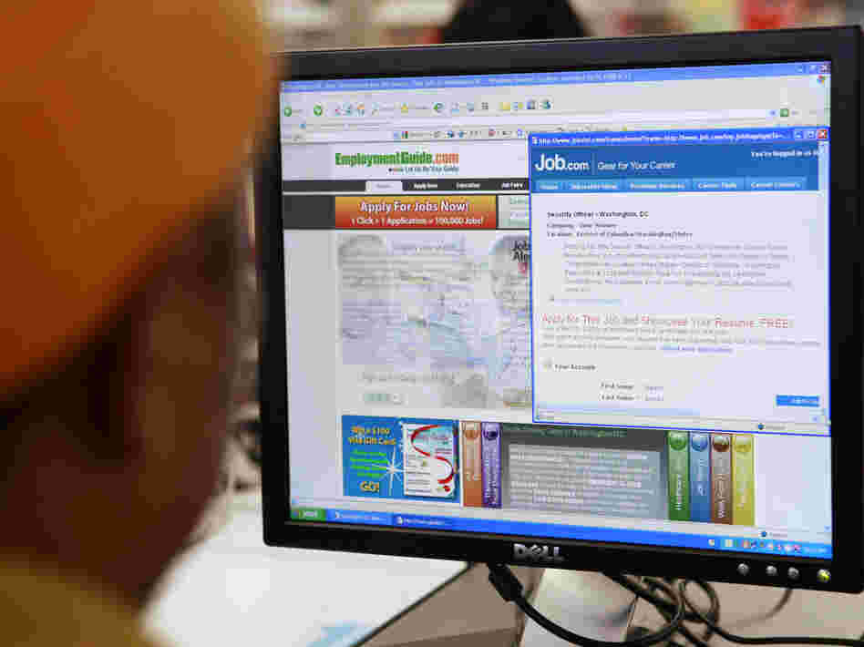 Companies rely on software to search for new employees, especially when there's a large number of job applicants. But those seeking employment say it puts them at a disadvantage when the software hones in on key terms that don't fit on their resumes.