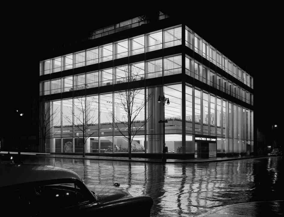 Manufacturer's Trust Company, Fifth Avenue, Skidmore, Owings & Merrill, New York, N.Y., 1954