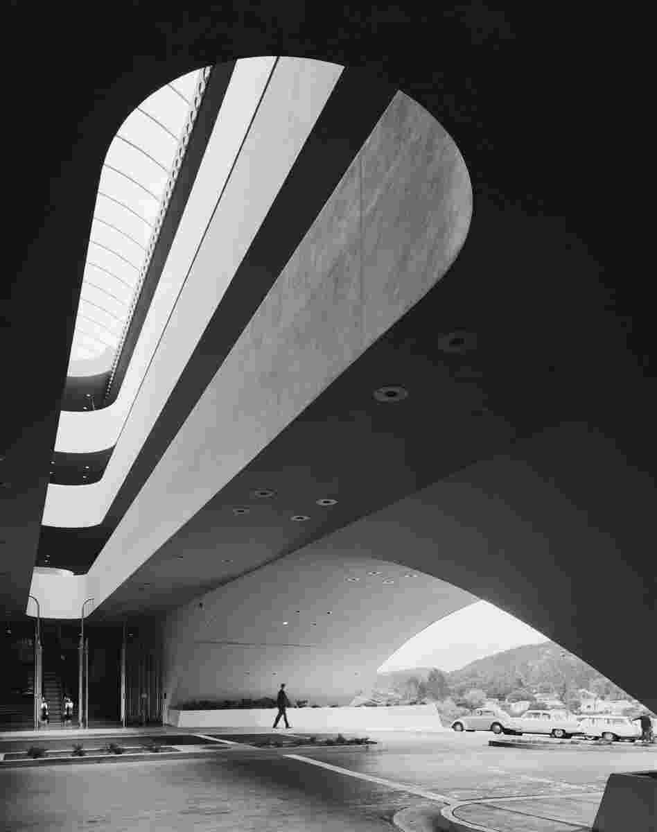 Marin County Civic Center, Frank Lloyd Wright, San Rafael, Calif., 1963