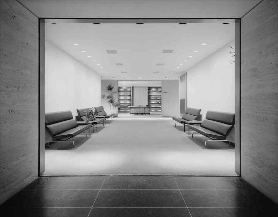 Seagram Building, Mies van der Rohe with Philip Johnson, New York, N.Y., 1958