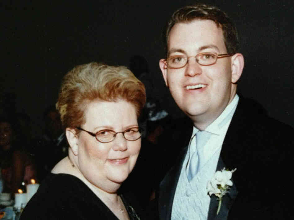 Charles Ornstein with his mother, Harriet Ornstein, on his wedding day, weeks after she was mugged in a parking lot and knocked to the pavement with a broken nose.