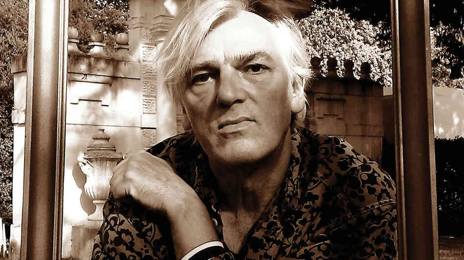 Robyn Hitchcock's latest album is called Love from London.
