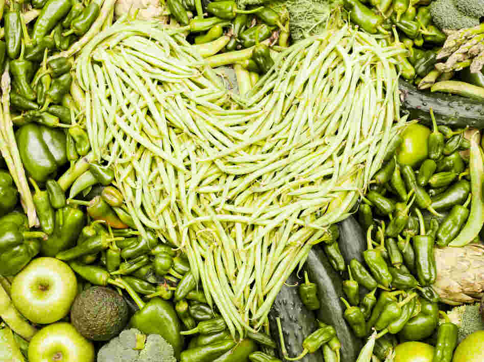 Washington Post food editor Joe Yonan has made the decision to go vegetarian.
