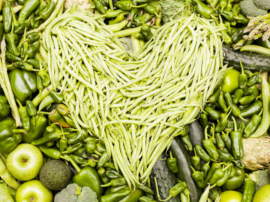 Washington Post food editor Joe Yonan has made the decision to go vegetarian.