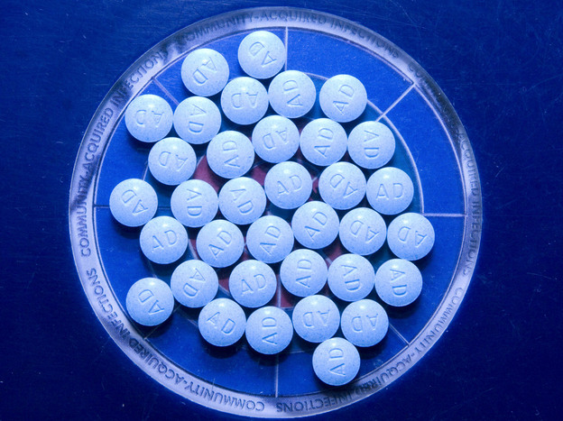 ADDERALL XR (DEXTROAMPHETAMINE SULFATE,.