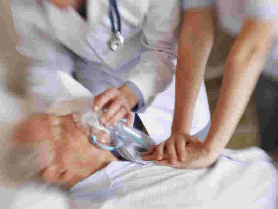 A recent study finds that relatives present during resuscitation attempts suffer fewer psychological effects later.