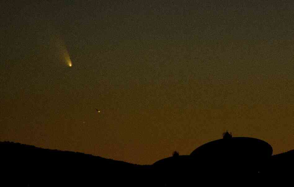 Comet PanSTARRS in the sky above Magdalena, N.M., on March 12. Comet PanSTARRS in the sky above Magdalena, N.M., on March 12.