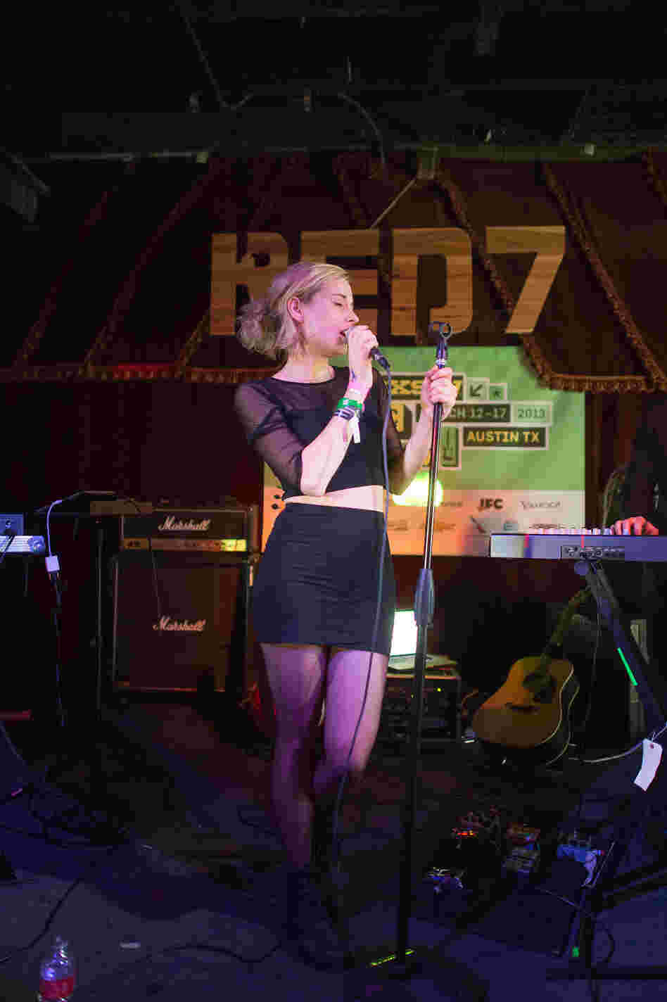 The light, sparkling pop music of No Ceremony/// is like a dance party for one in your bedroom... or at least solo dance parties at the Red 7.