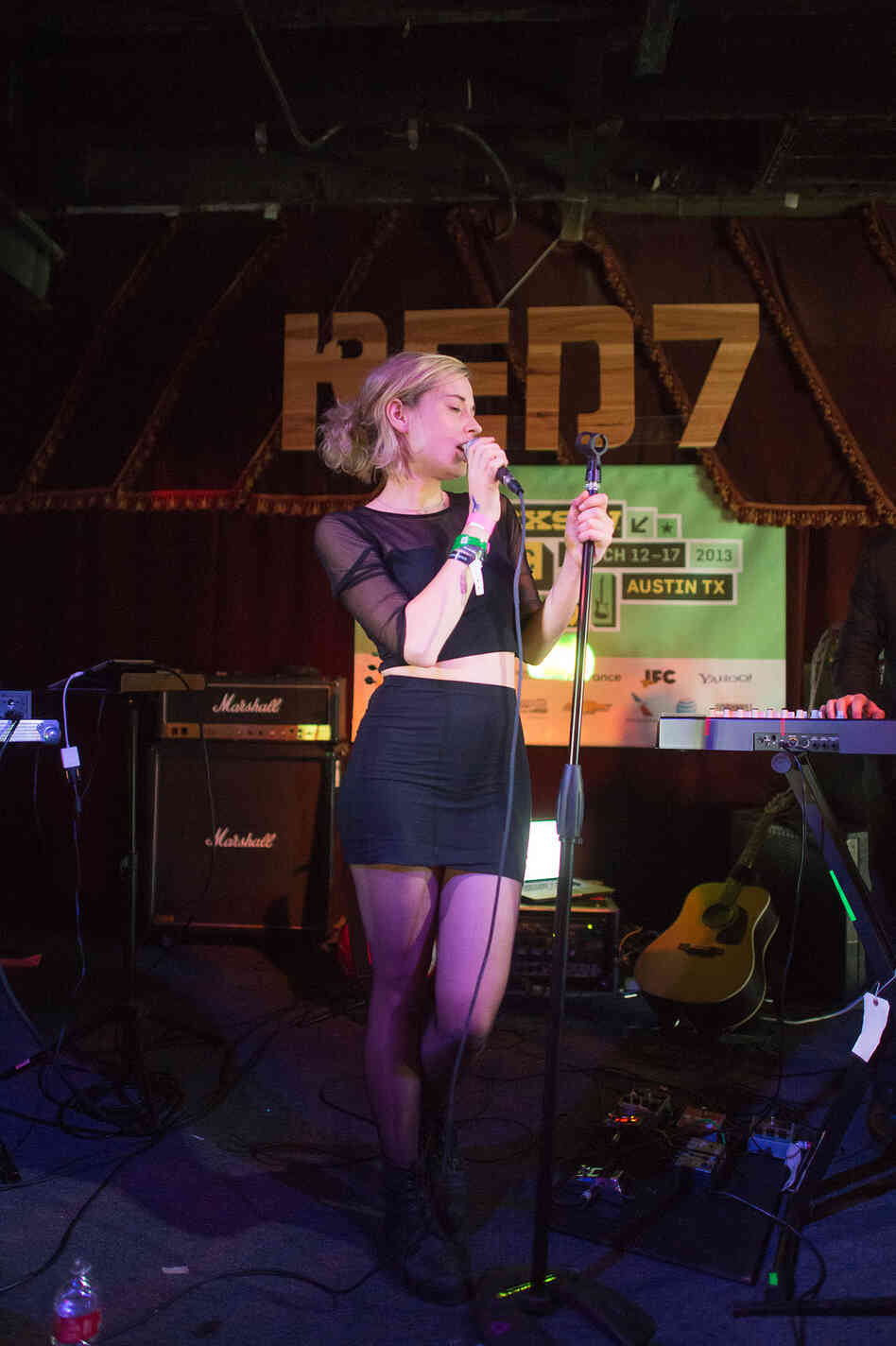 The light, sparkling pop music of No Ceremony/// is like a dance party for one in your bedroom... or at least solo dance parties at the Red 7.