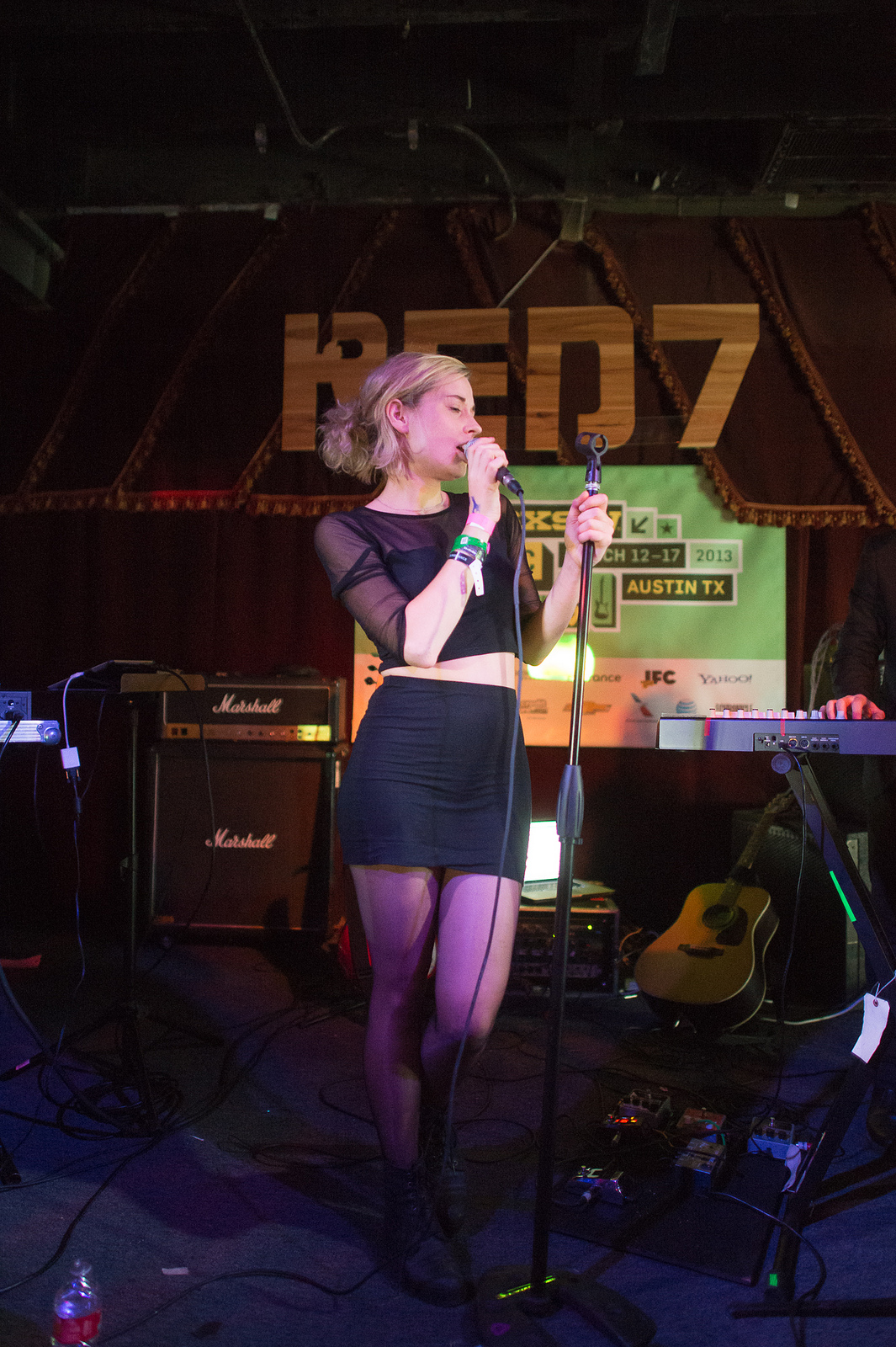 The light, sparkling pop music of No Ceremony/// is like a dance party for one in your bedroom... or at least solo dance parties at the Red 7.