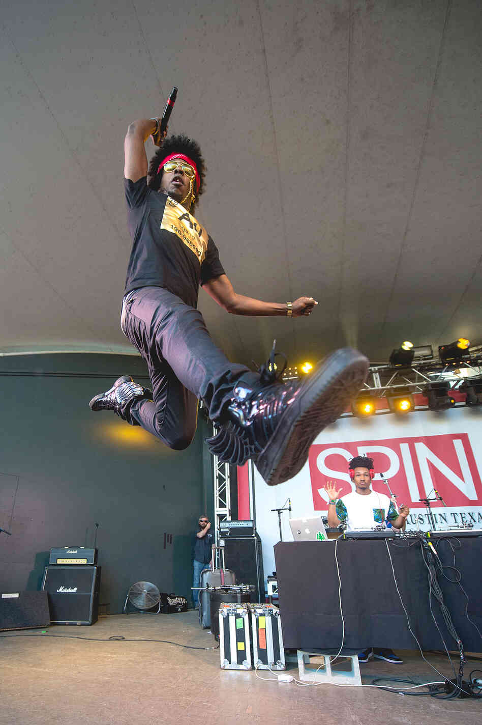 Atlanta's Trinidad James shows us his vertical leap at Stubb's.