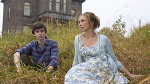 Freddie Highmore and Vera Farmiga are Norman and Norma Bates — eeew — in Bates Motel, the new A&E prequel to Alfred Hitchcock's Psycho.
