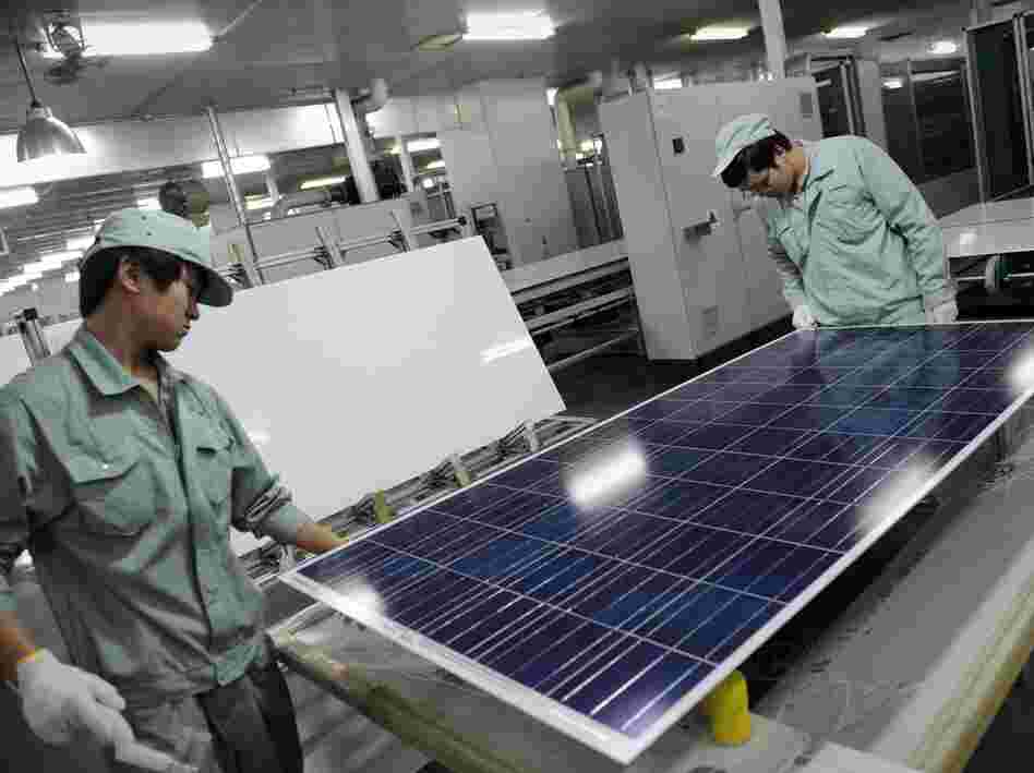 Workers at a Suntech plant in Wuxi last month.